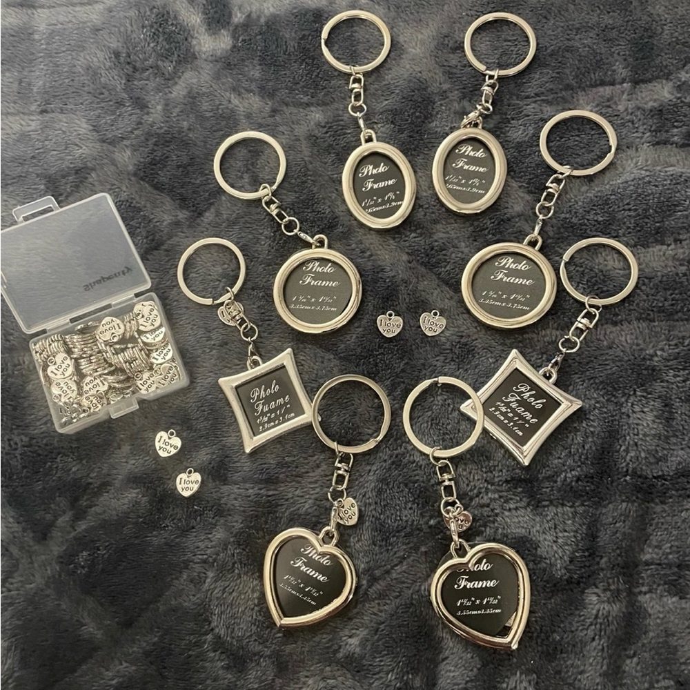 Source Unknown Silver Key & Card Holders